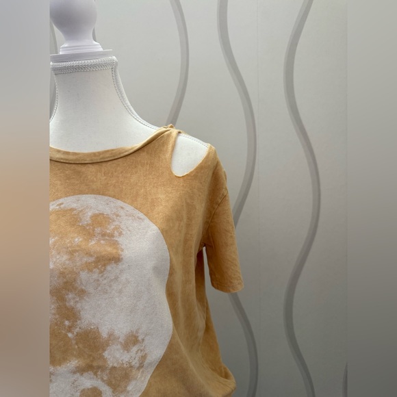 Moon Graphic Washed Effect Tan T-Shirt - Picture 2 of 4